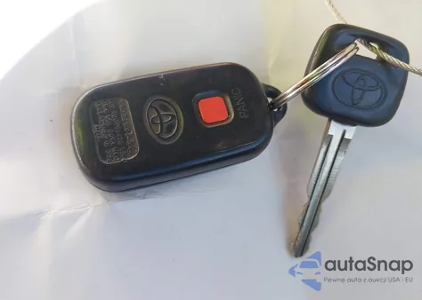 2004 Toyota Camry Le из США, поврежденный, VIN 4T1BE32K44U868927